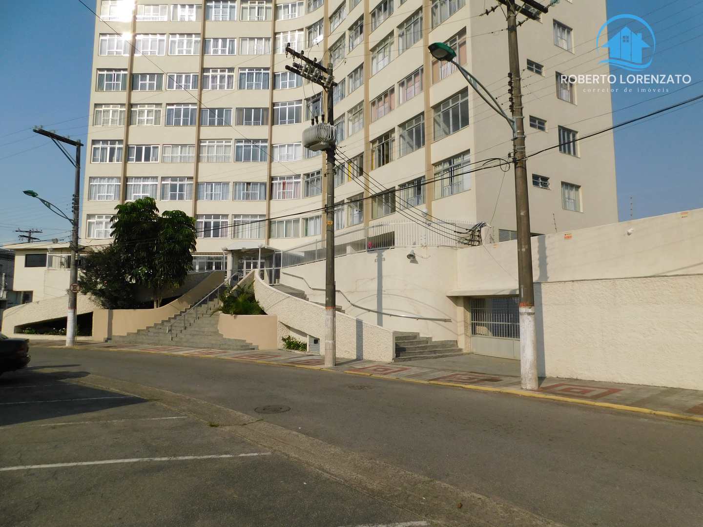 Apartamento à venda com 3 quartos, 165m² - Foto 2