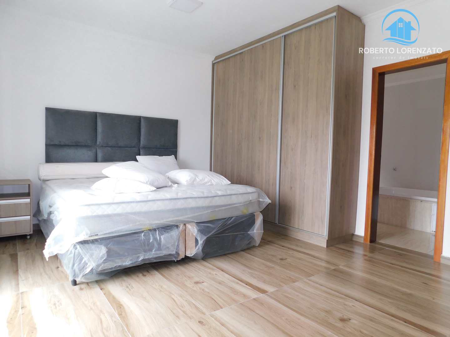 Casa à venda com 4 quartos, 200m² - Foto 18