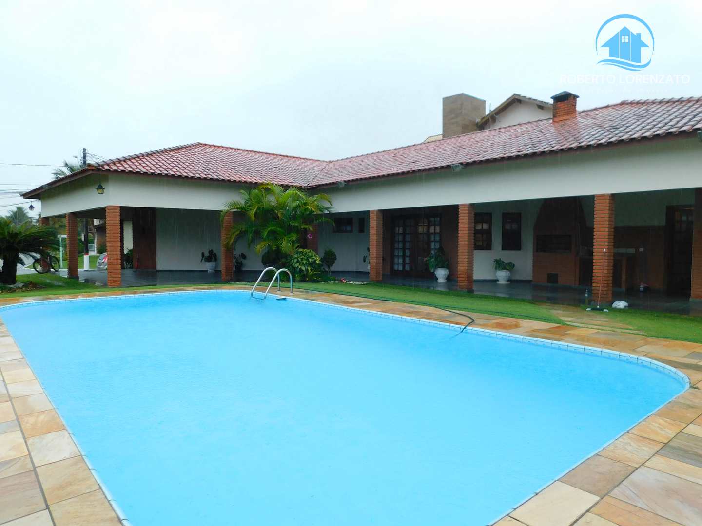 Casa à venda com 4 quartos, 352m² - Foto 1