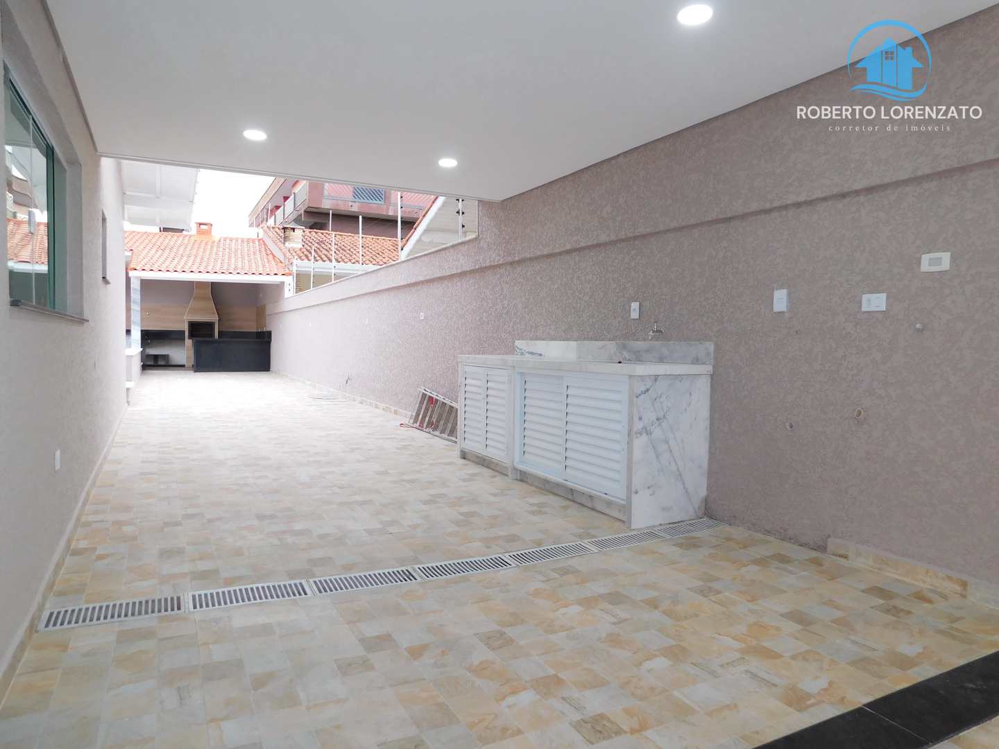 Casa à venda com 4 quartos, 231m² - Foto 6