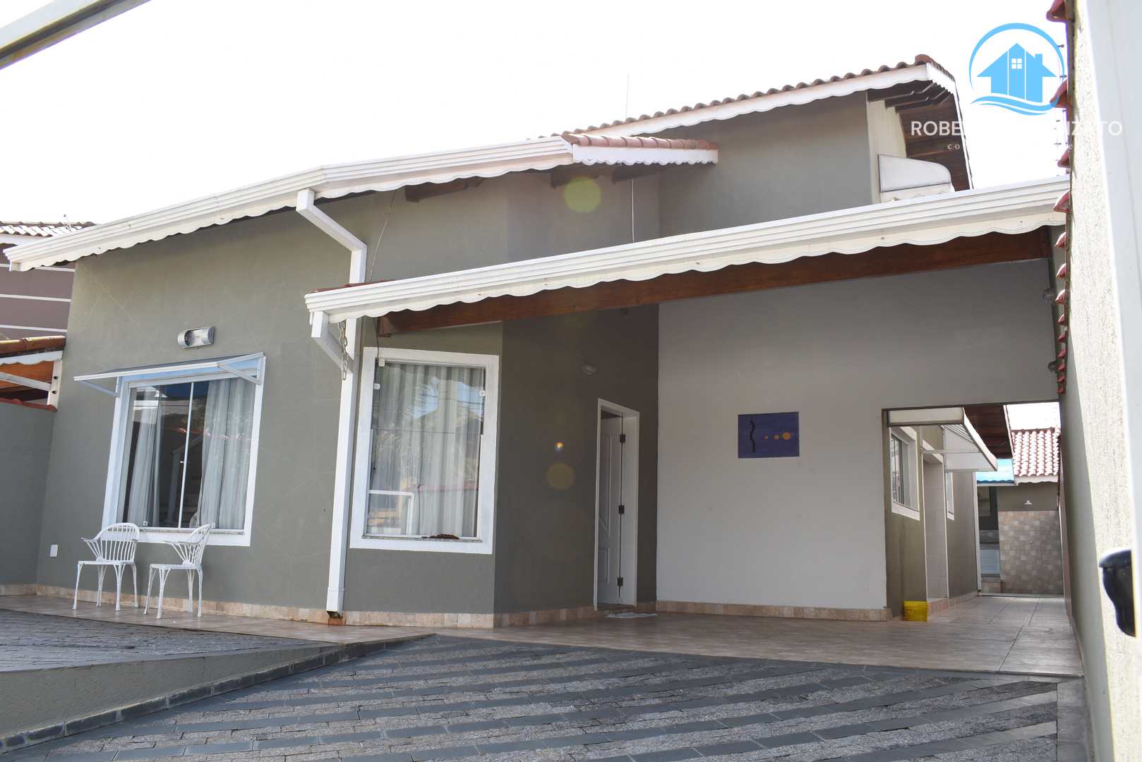 Casa à venda com 4 quartos, 160m² - Foto 4