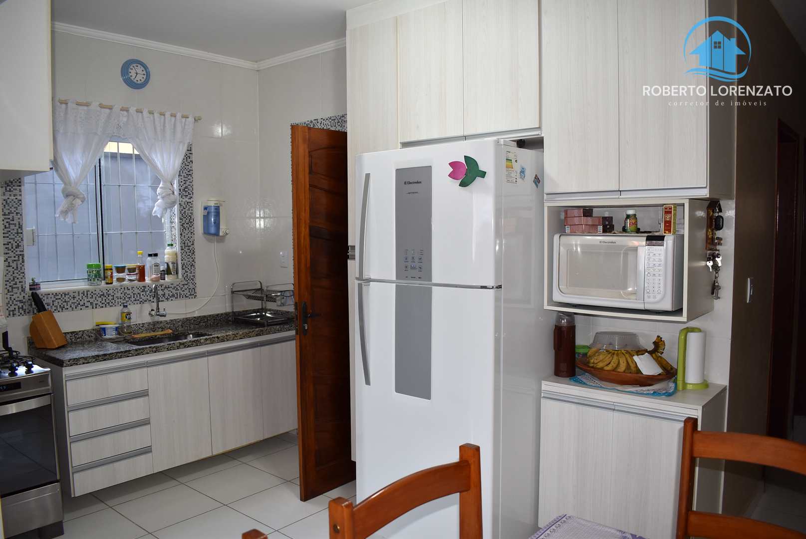 Casa à venda com 3 quartos, 90m² - Foto 17