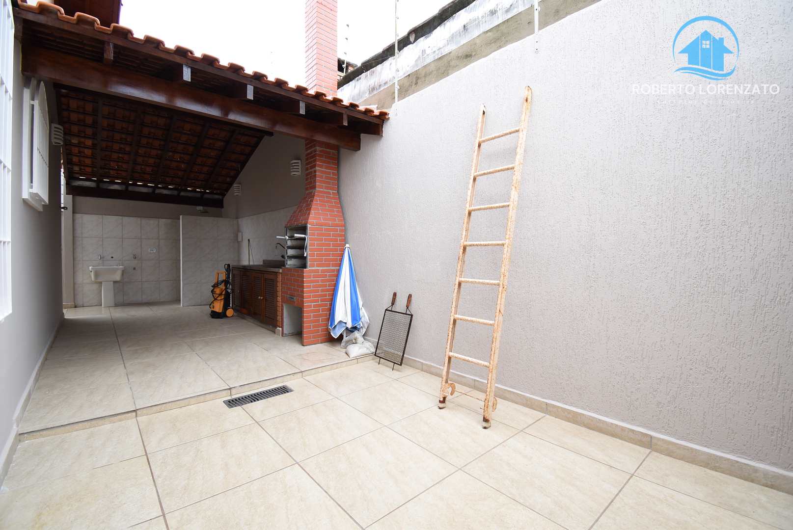 Casa à venda com 3 quartos, 137m² - Foto 7