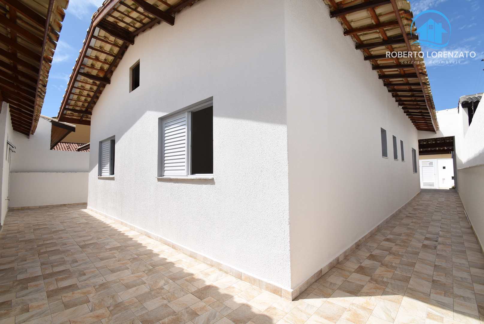 Casa à venda com 4 quartos, 161m² - Foto 11