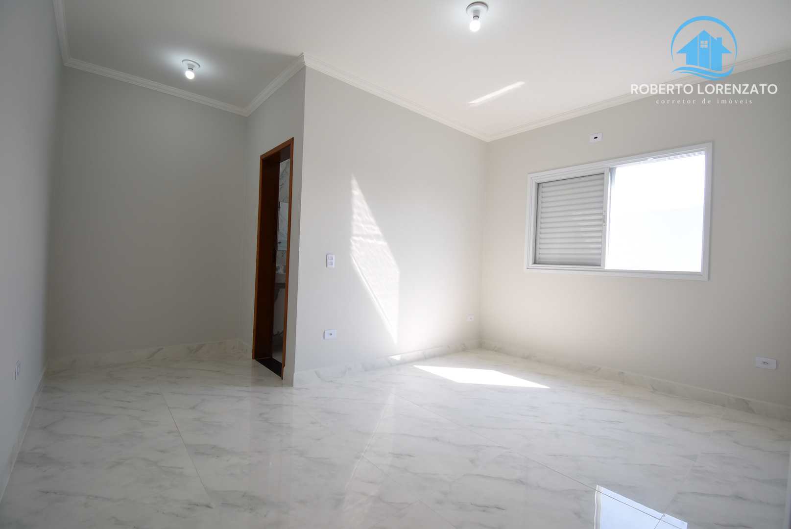 Casa à venda com 2 quartos, 80m² - Foto 14