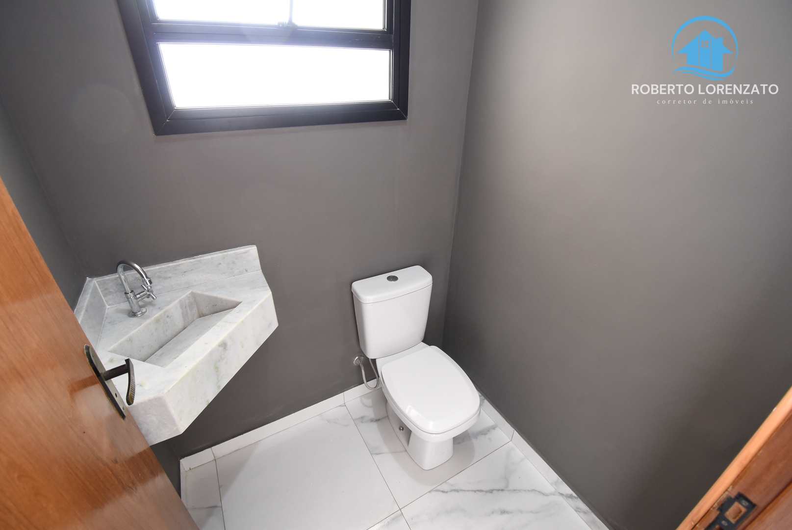 Casa à venda com 2 quartos, 80m² - Foto 11