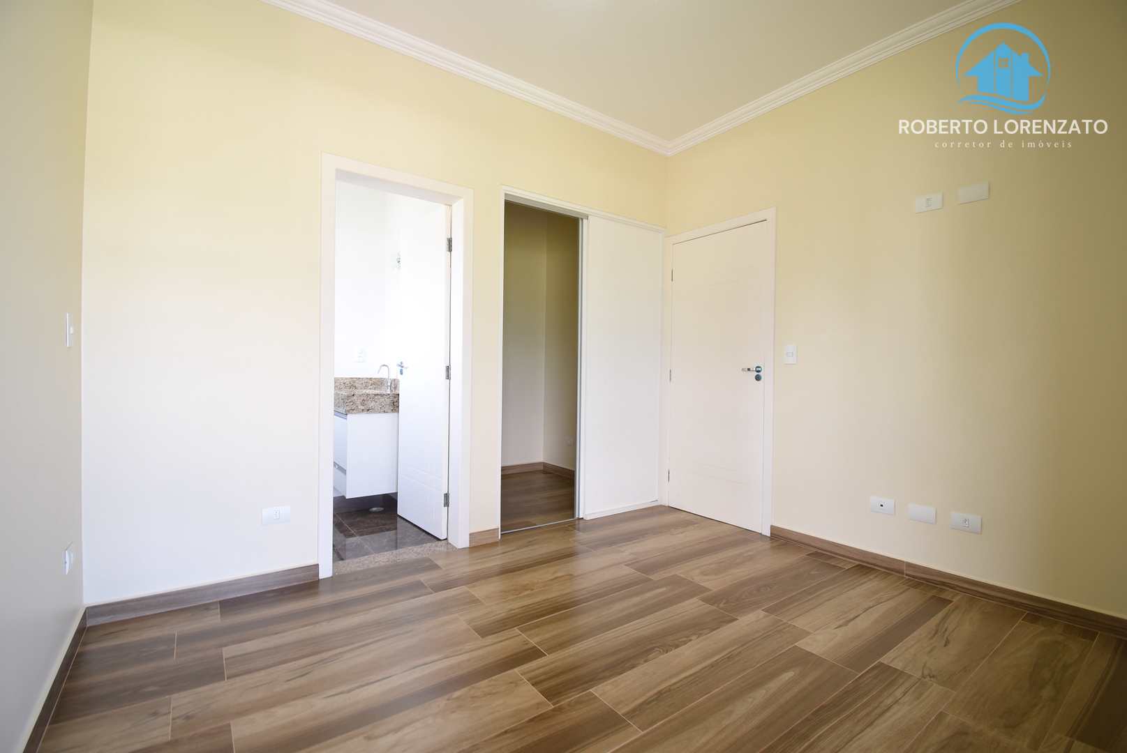 Casa à venda com 4 quartos, 225m² - Foto 18