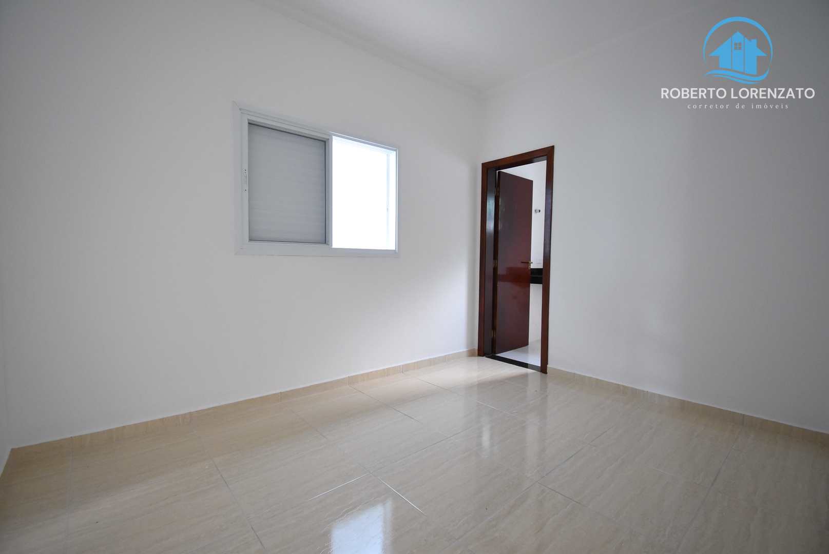 Casa à venda com 2 quartos, 65m² - Foto 13