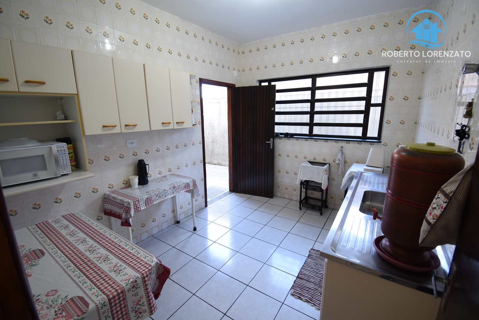 Casa à venda com 5 quartos, 209m² - Foto 14