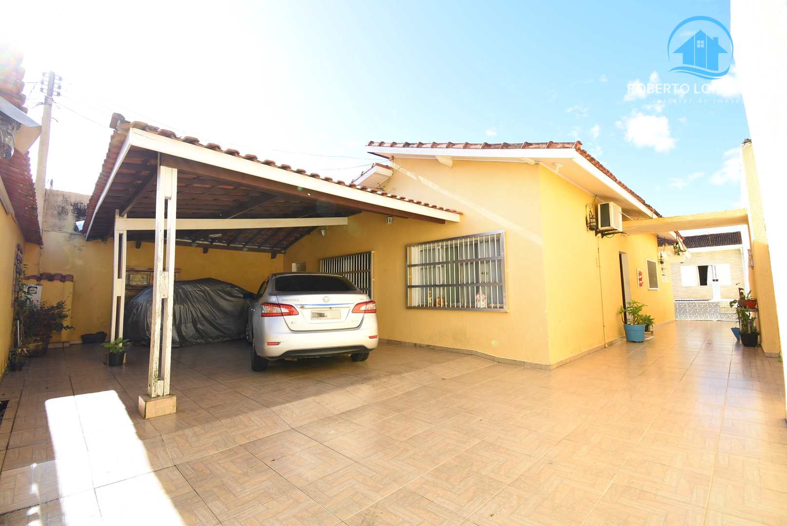 Casa à venda com 4 quartos, 130m² - Foto 2