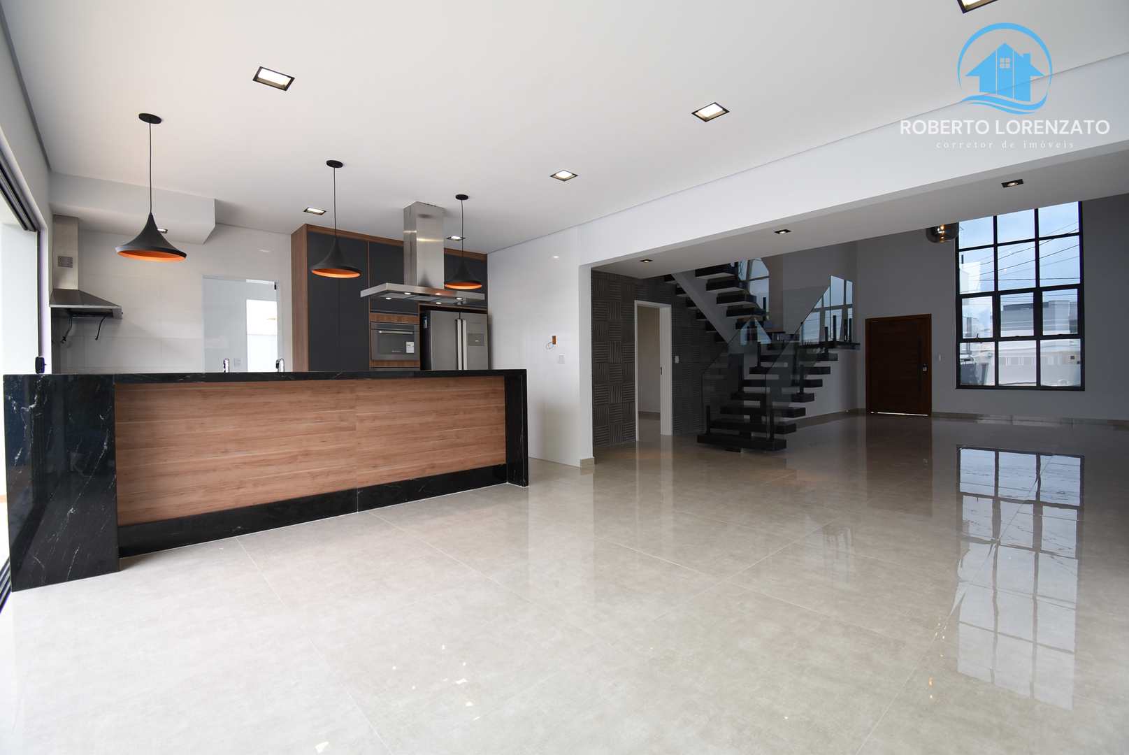 Casa à venda com 4 quartos, 215m² - Foto 14