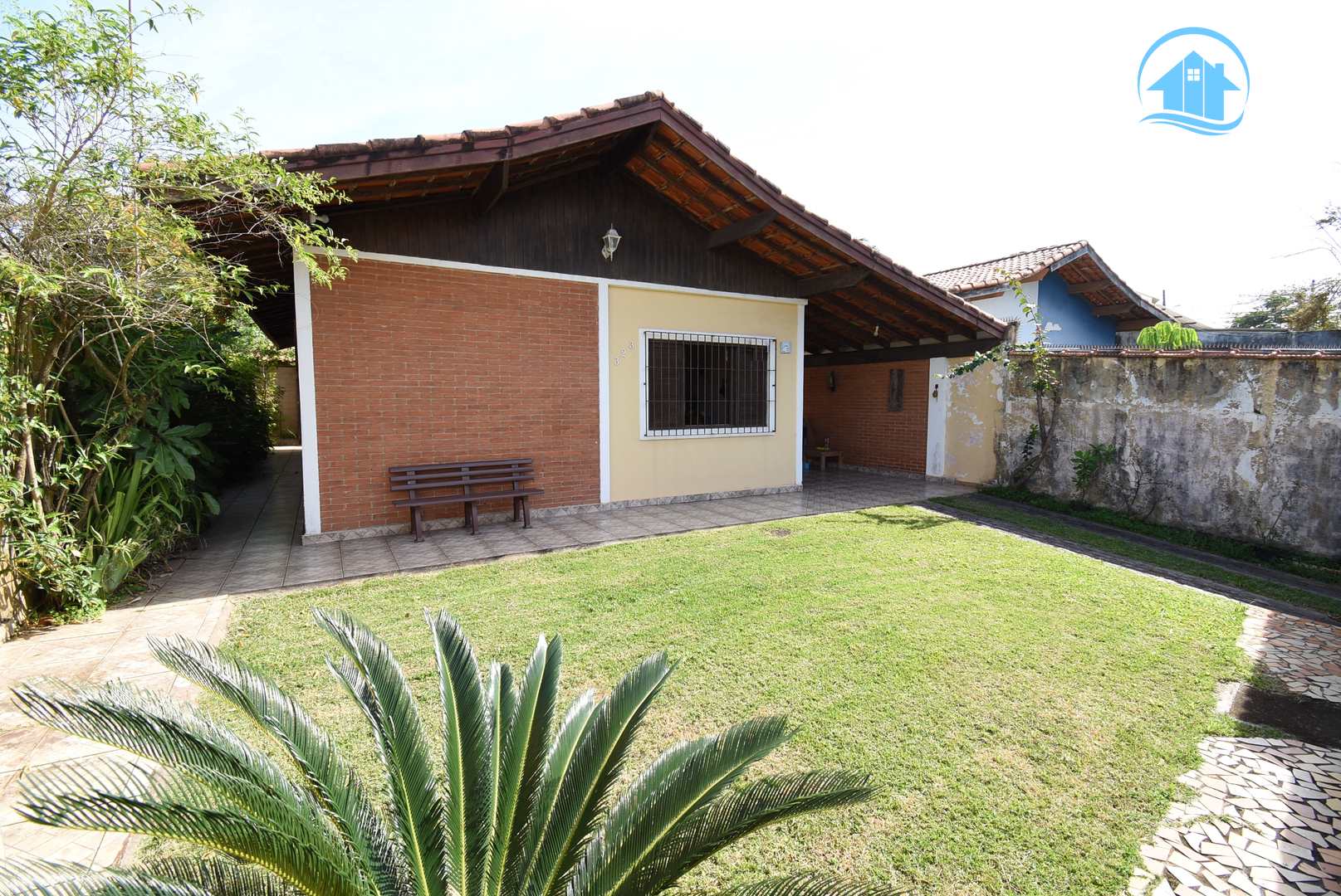 Casa à venda com 2 quartos, 123m² - Foto 2