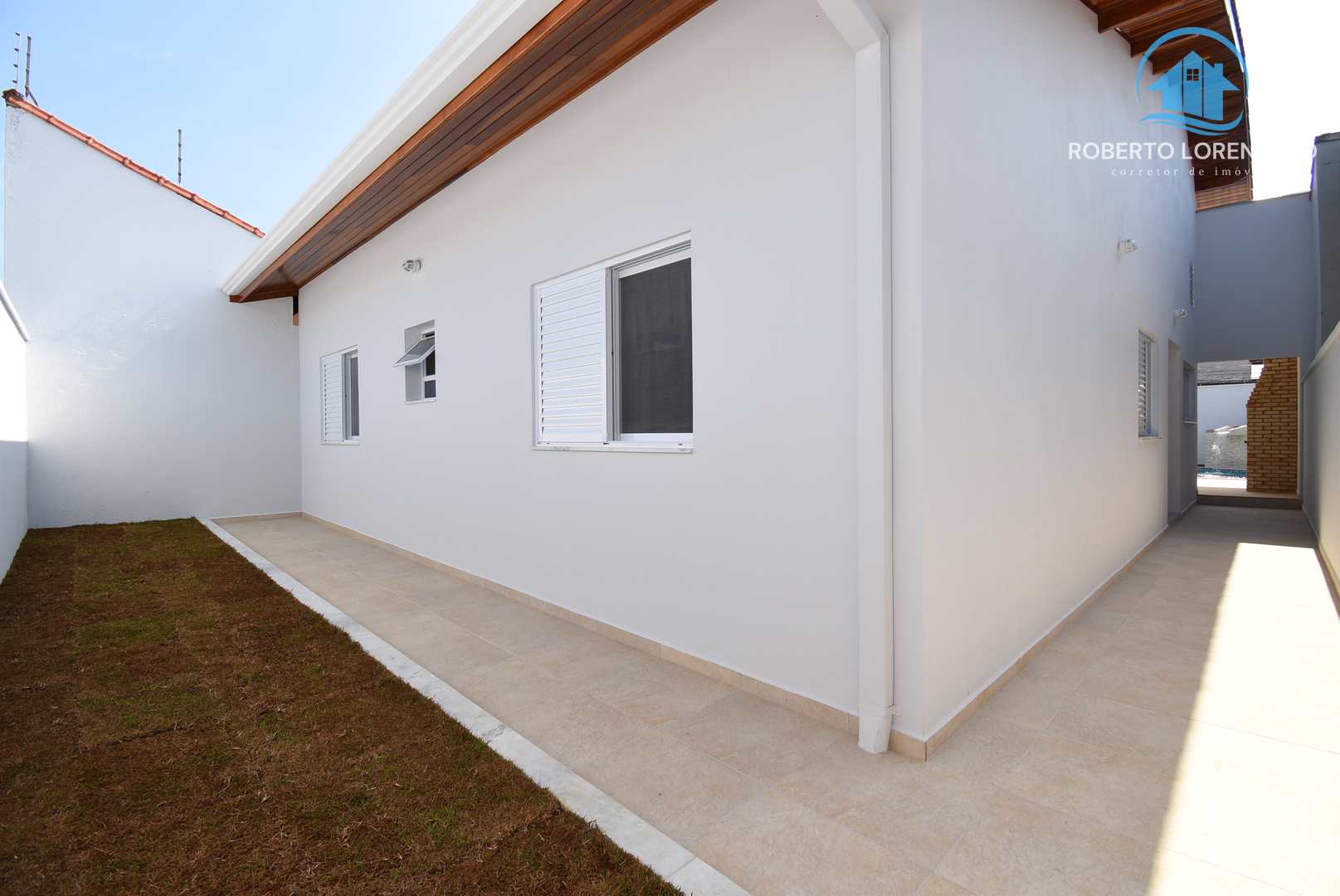 Casa à venda com 3 quartos, 141m² - Foto 14