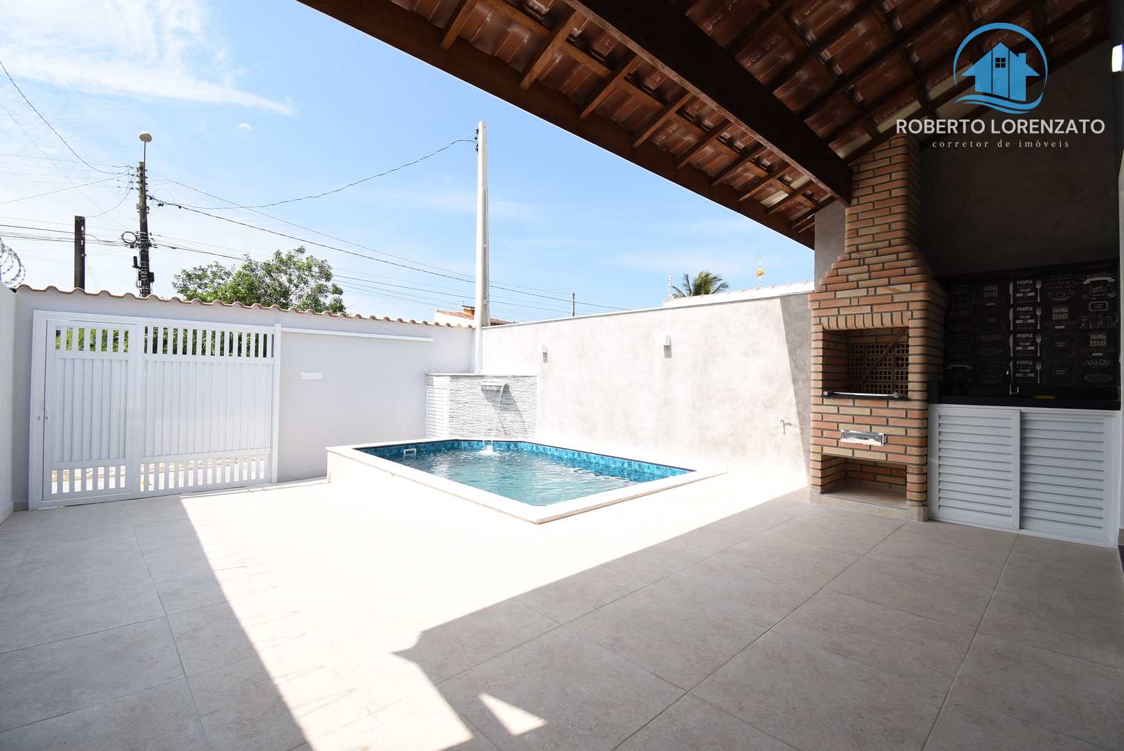 Casa à venda com 2 quartos, 76m² - Foto 2