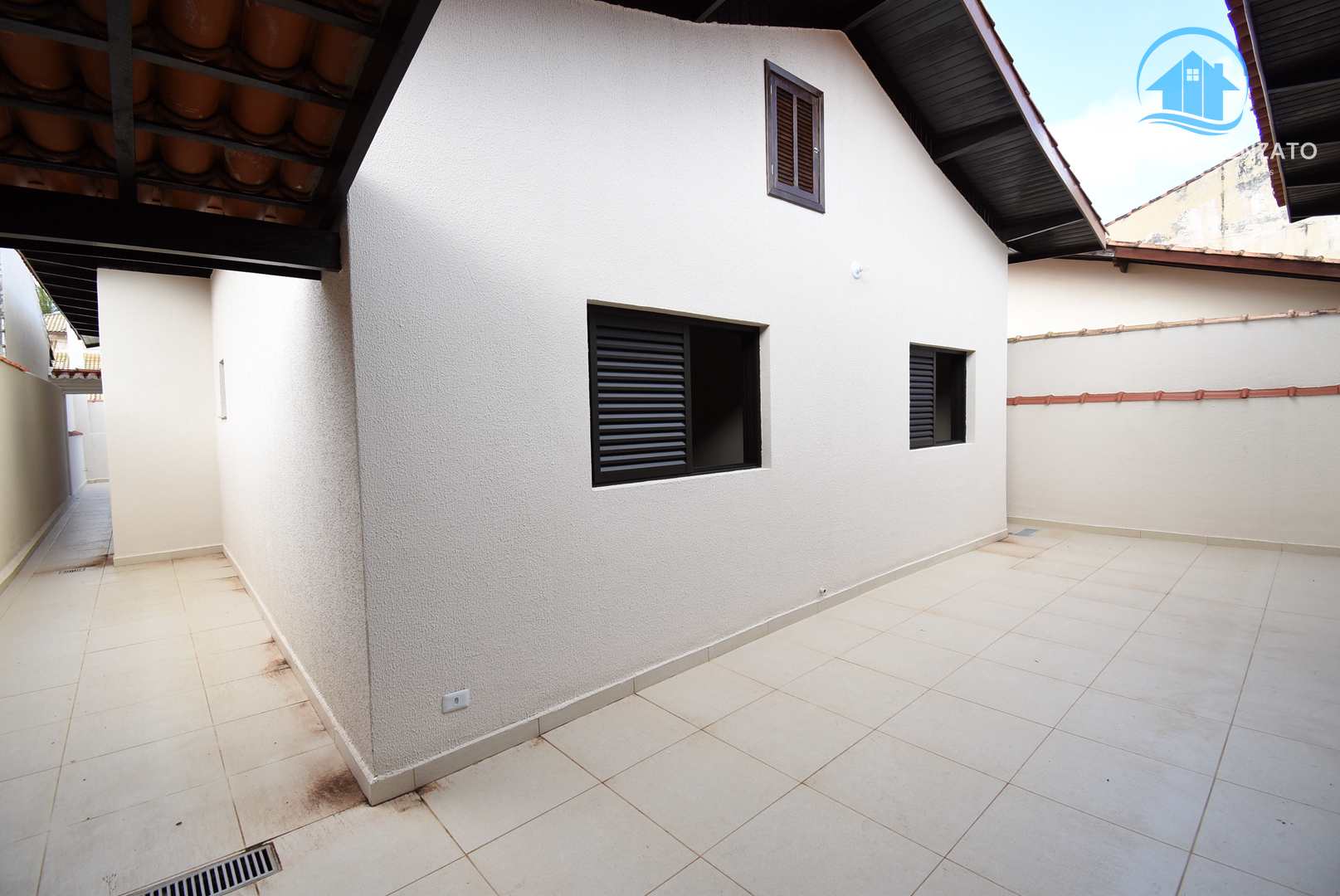 Casa à venda com 3 quartos, 143m² - Foto 8