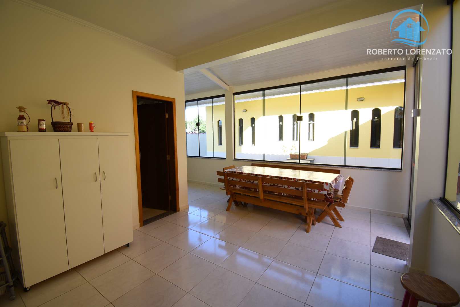 Casa à venda com 4 quartos, 251m² - Foto 14