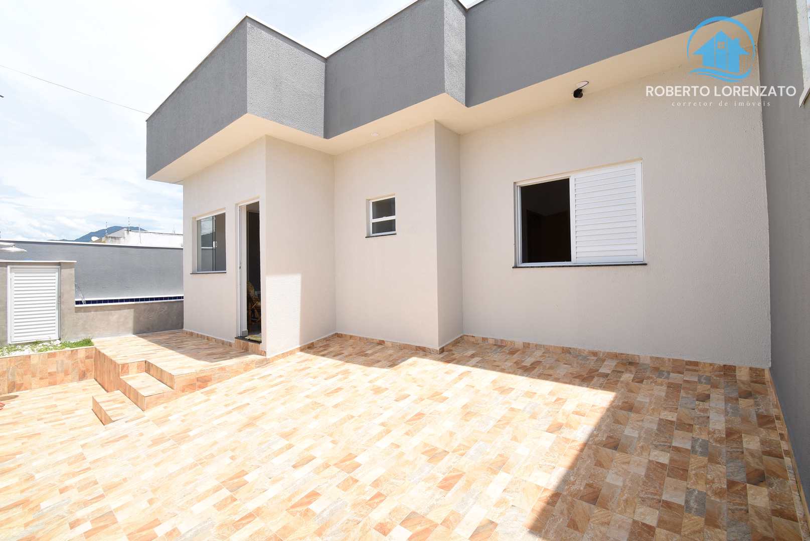 Casa à venda com 2 quartos, 66m² - Foto 2