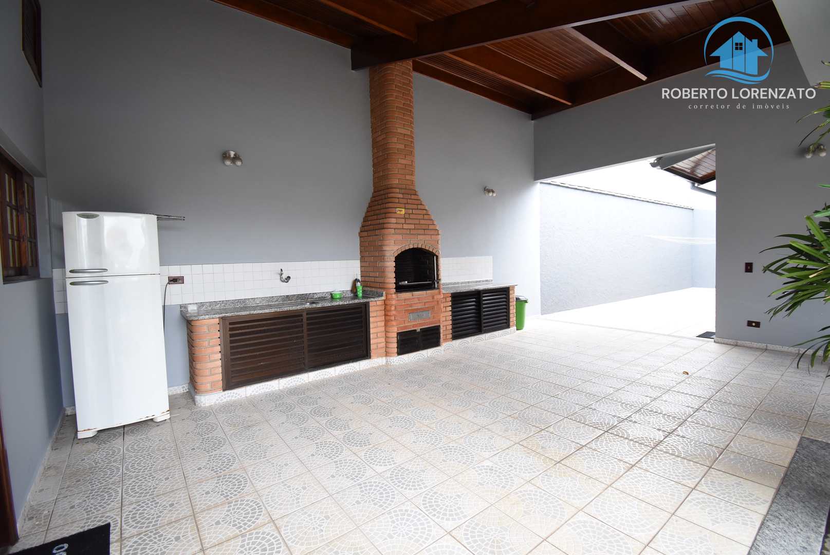 Casa à venda com 5 quartos, 300m² - Foto 31