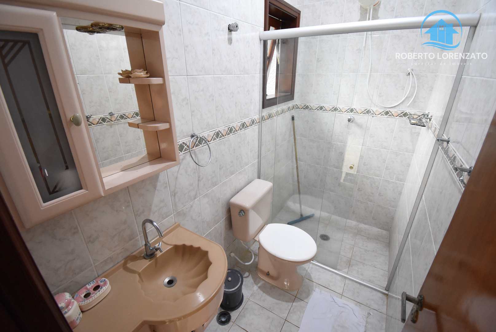 Casa à venda com 5 quartos, 300m² - Foto 37