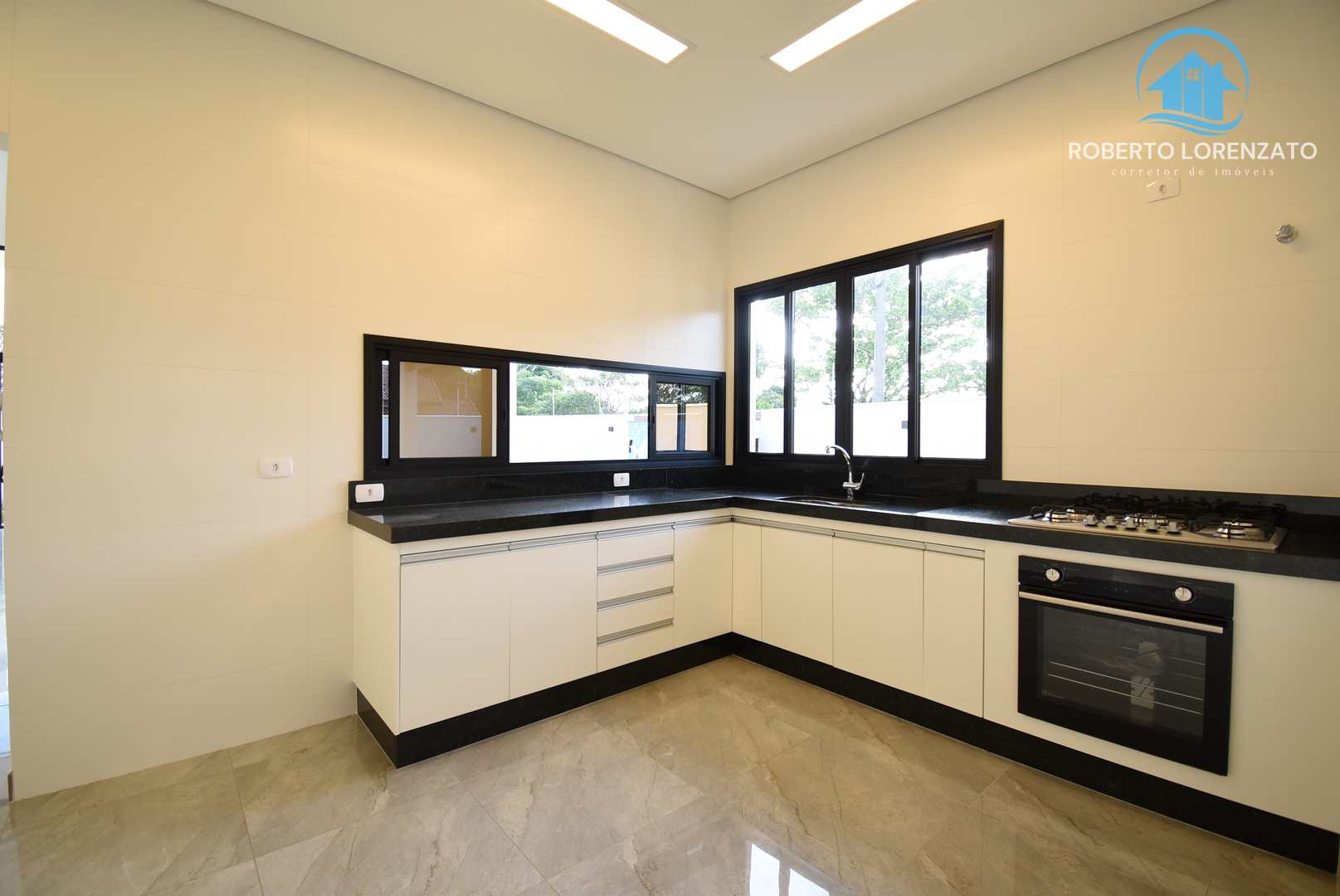 Casa à venda com 3 quartos, 193m² - Foto 16