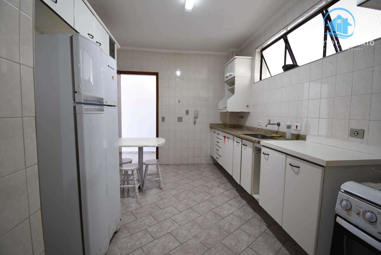 Apartamento para alugar com 2 quartos, 139m² - Foto 14