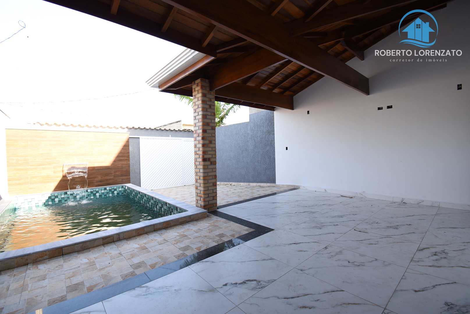 Casa à venda com 2 quartos, 85m² - Foto 3