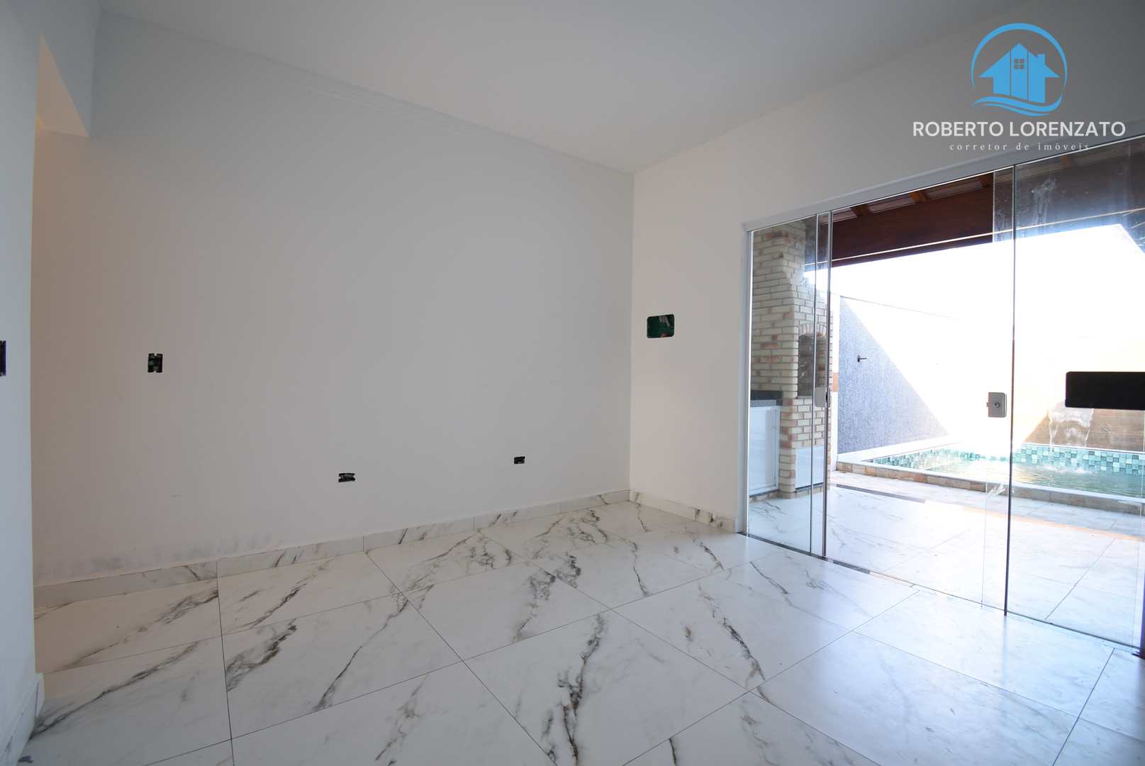 Casa à venda com 2 quartos, 85m² - Foto 8