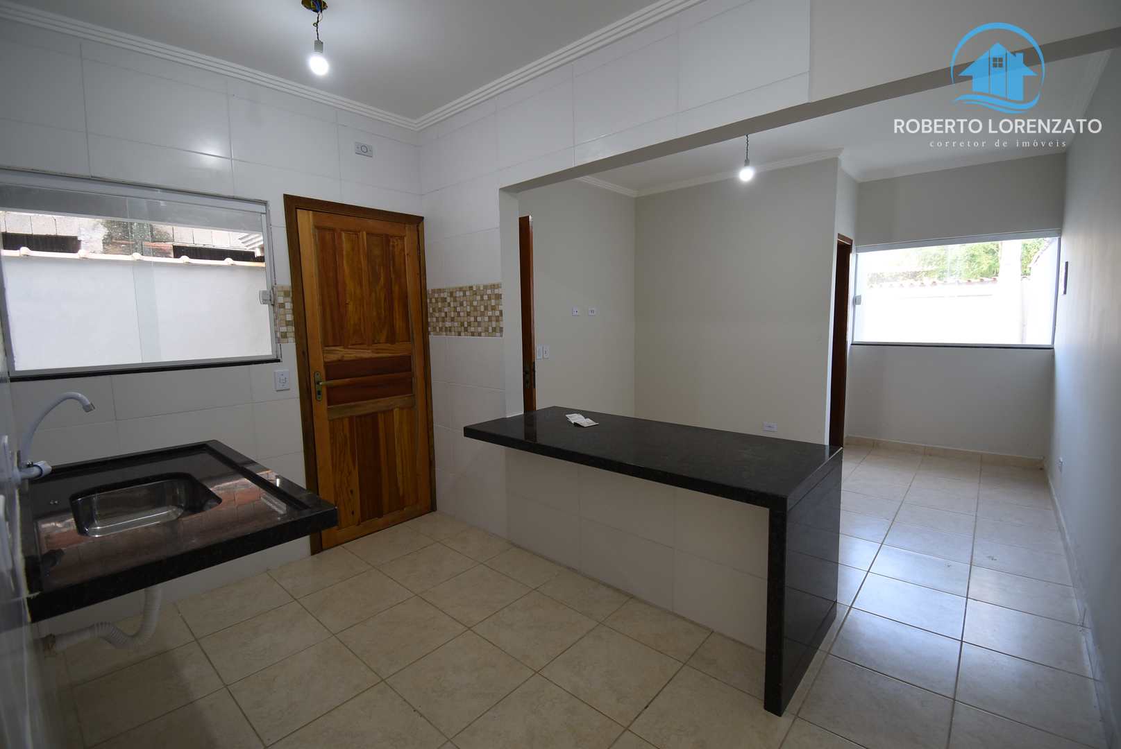 Casa à venda com 2 quartos, 69m² - Foto 10