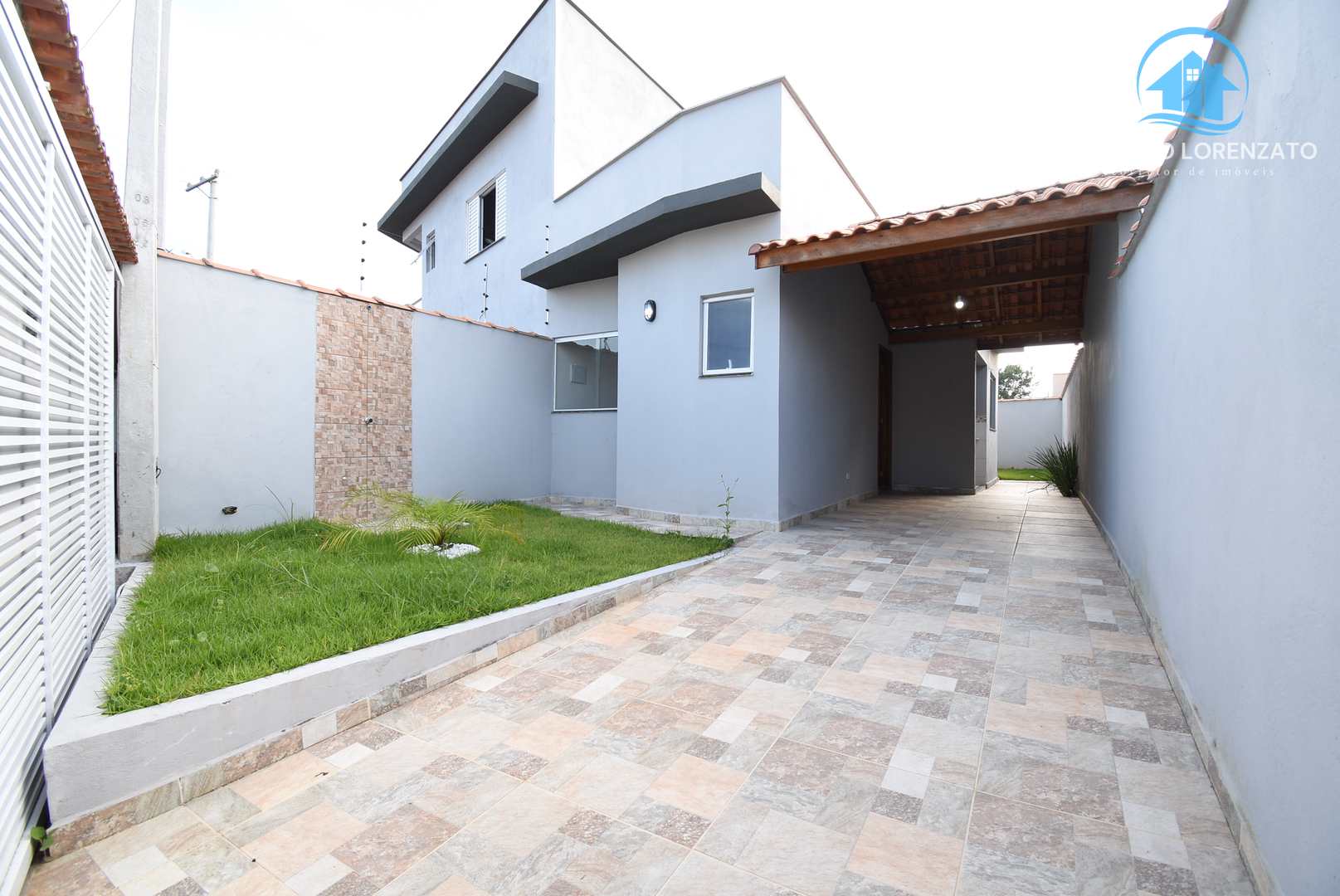 Casa à venda com 2 quartos, 69m² - Foto 2