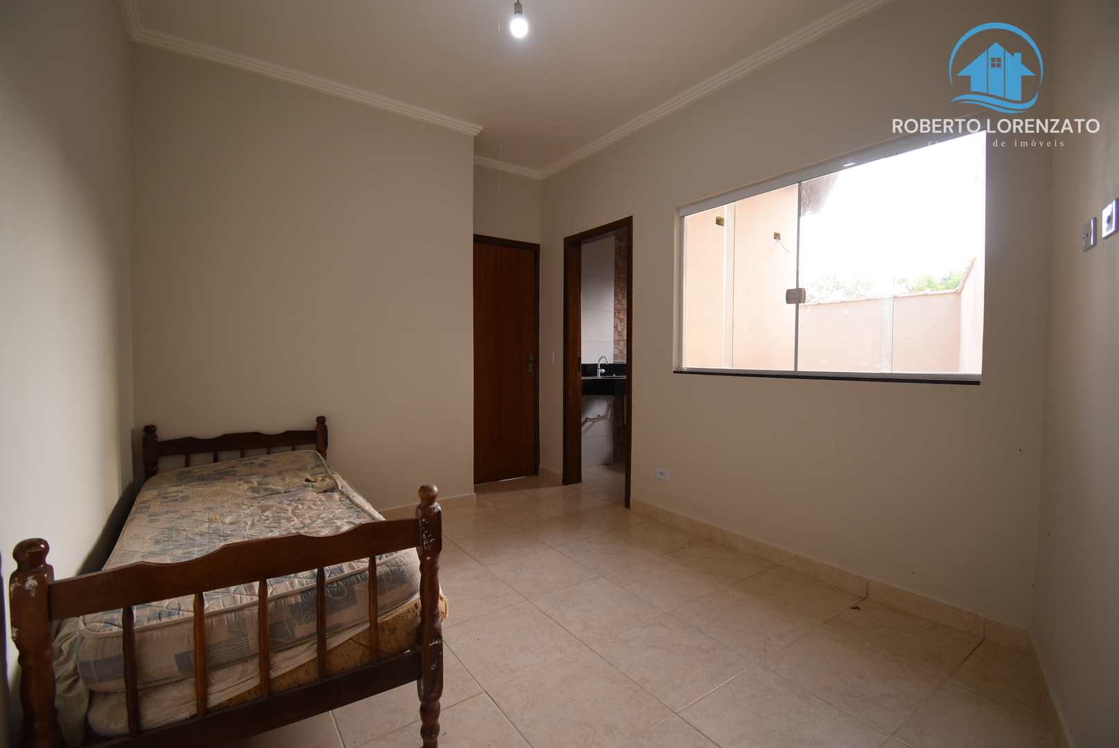 Casa à venda com 2 quartos, 71m² - Foto 13