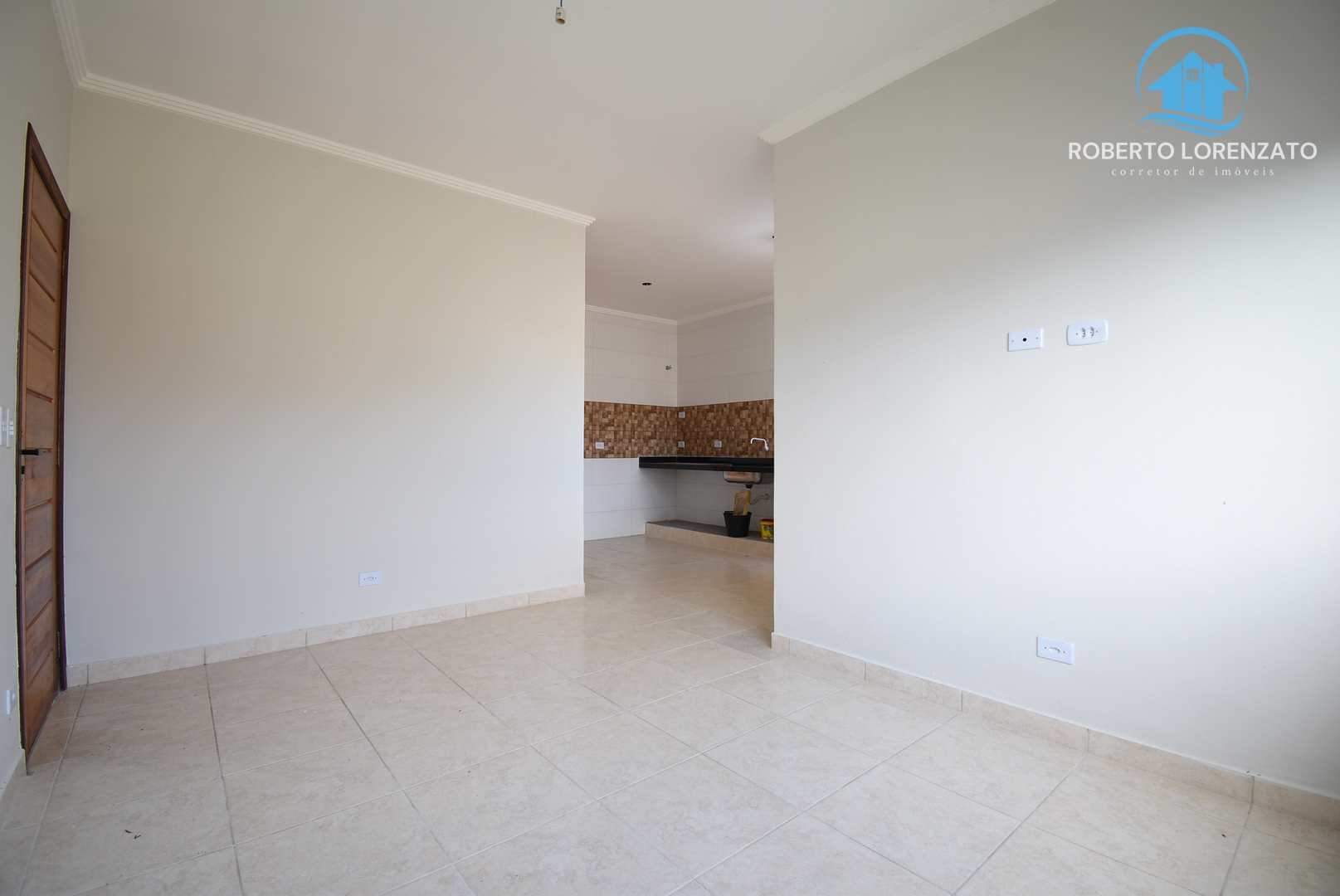 Casa à venda com 2 quartos, 71m² - Foto 9