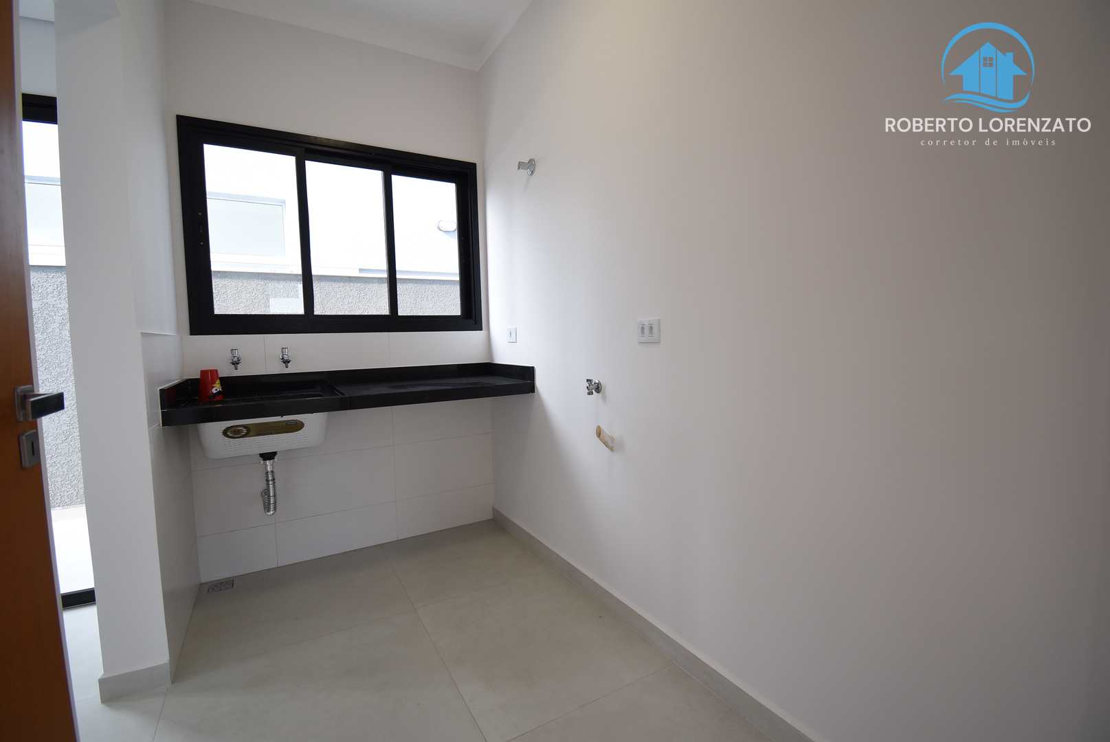 Casa à venda com 4 quartos, 206m² - Foto 18