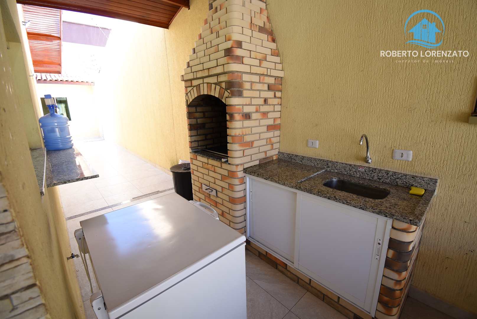 Casa à venda com 5 quartos, 179m² - Foto 5