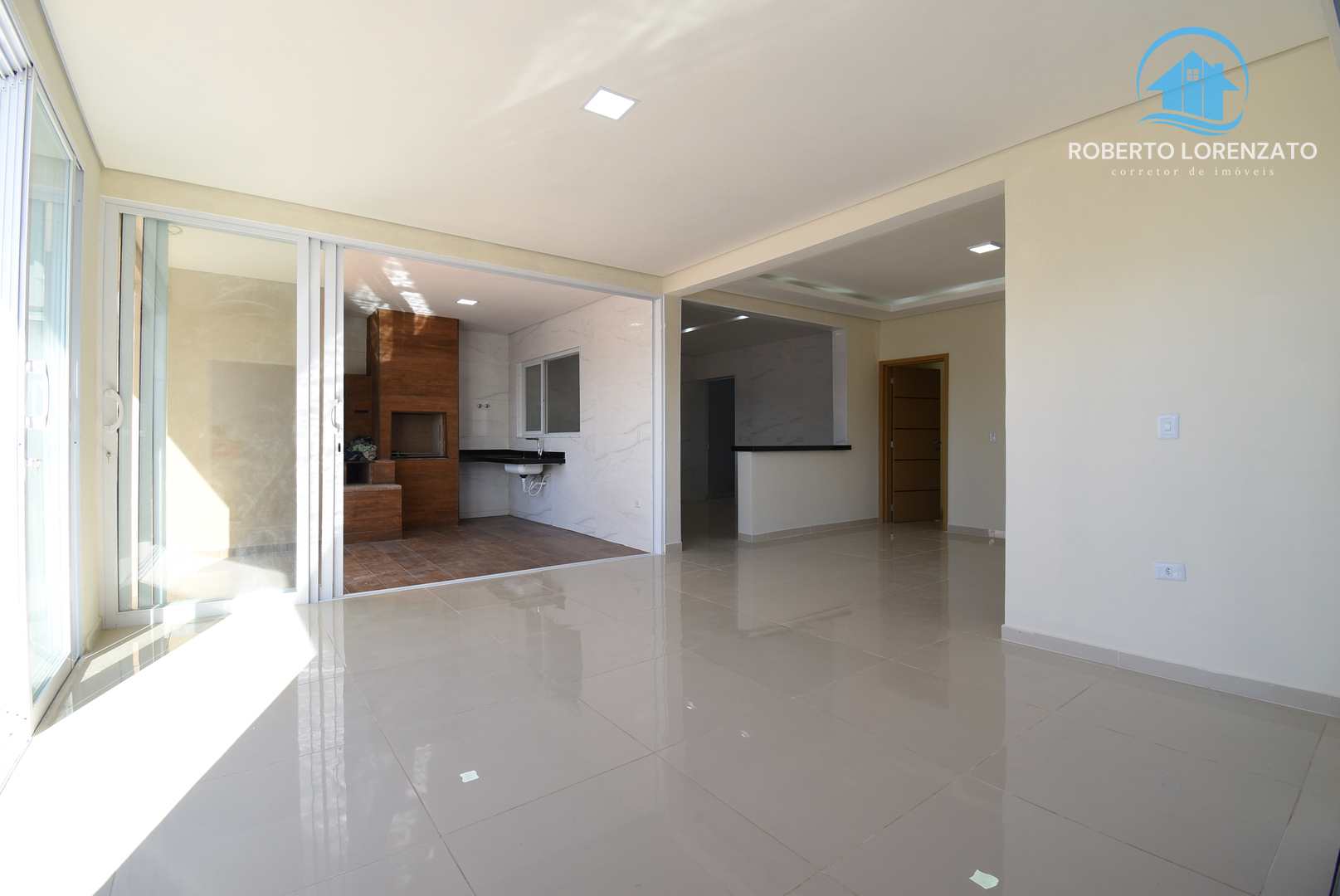 Casa à venda com 3 quartos, 162m² - Foto 7