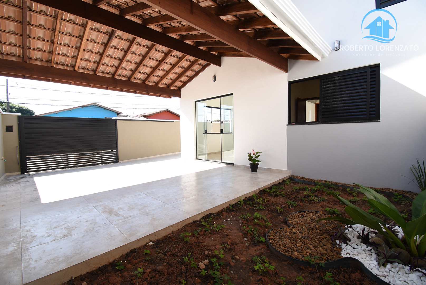 Casa à venda com 2 quartos, 81m² - Foto 4