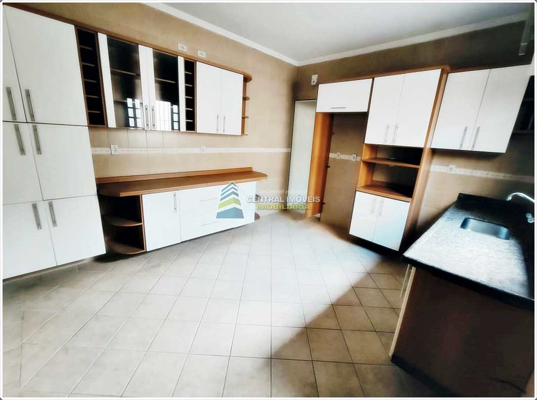 Sobrado à venda com 3 quartos, 147m² - Foto 4