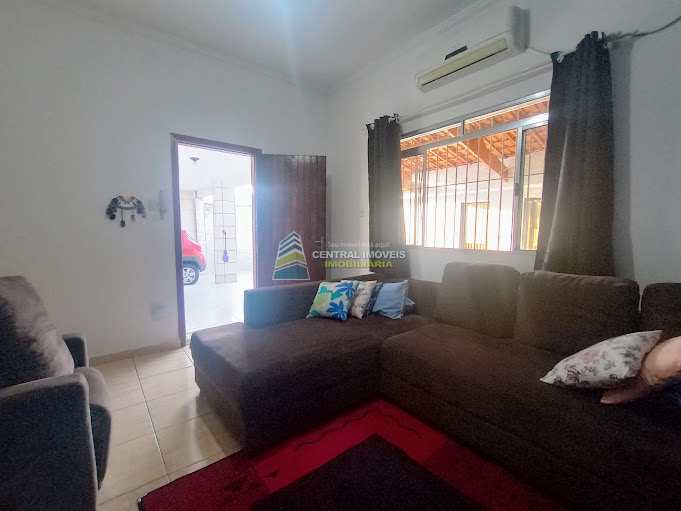 Casa à venda com 5 quartos, 163m² - Foto 6