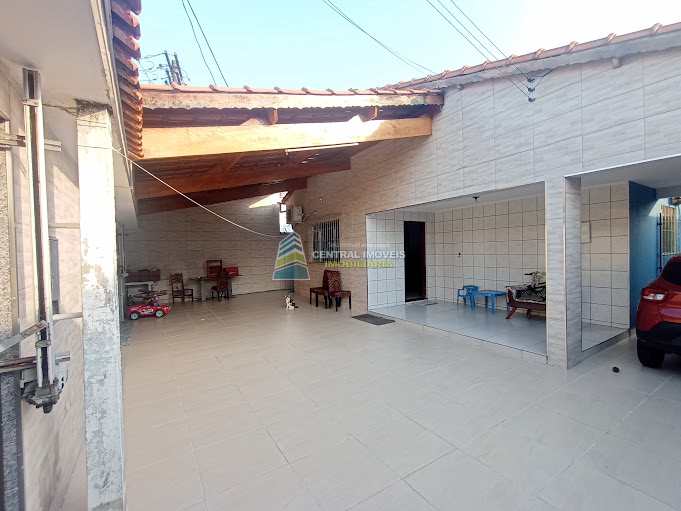 Casa à venda com 5 quartos, 163m² - Foto 1