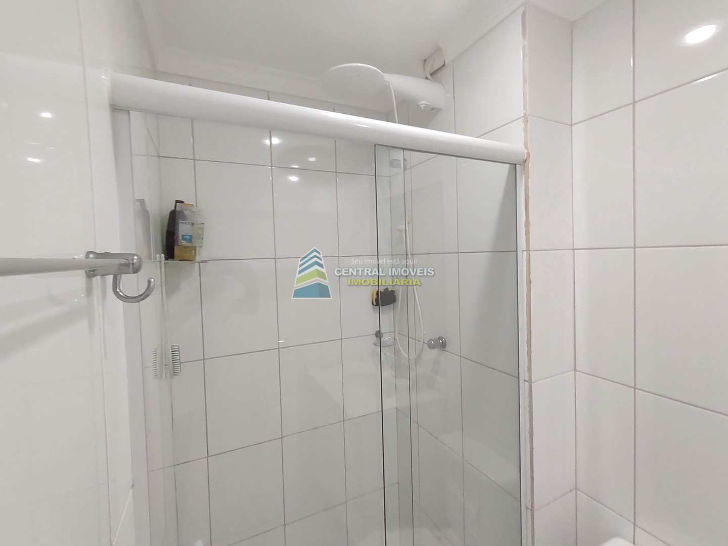 Apartamento à venda com 2 quartos, 69m² - Foto 31