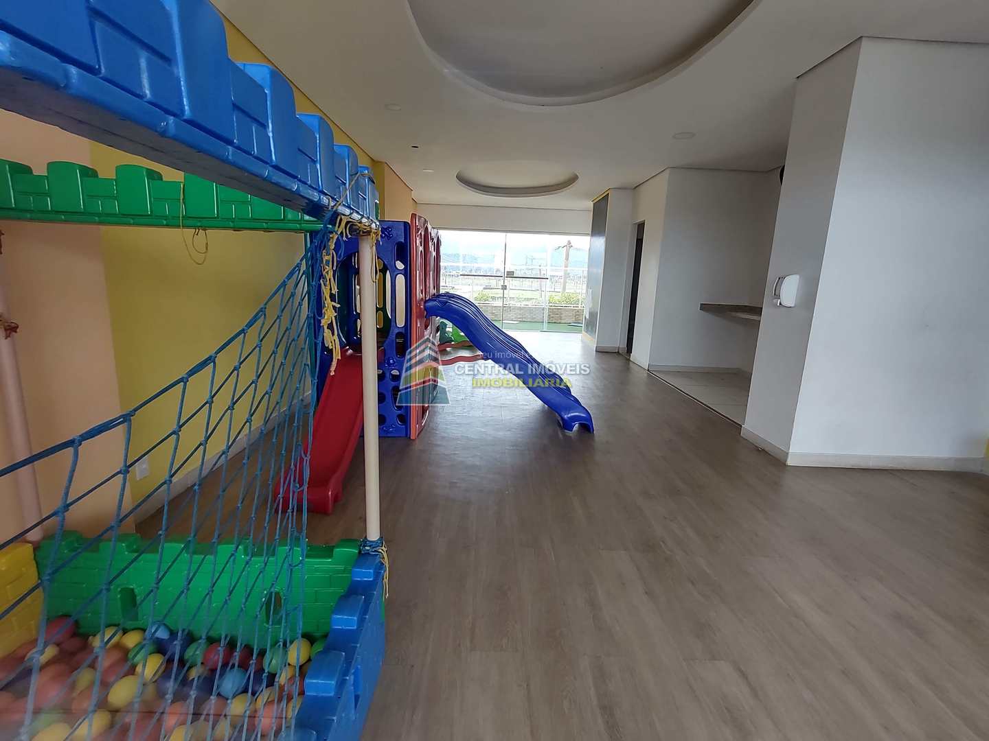 Apartamento à venda com 2 quartos, 69m² - Foto 61