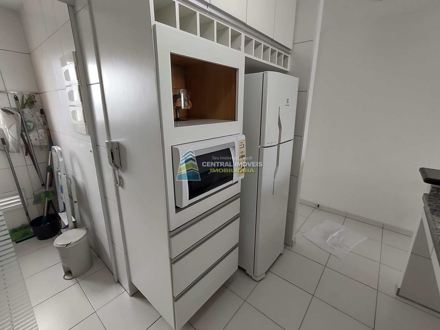 Apartamento à venda com 2 quartos, 69m² - Foto 24