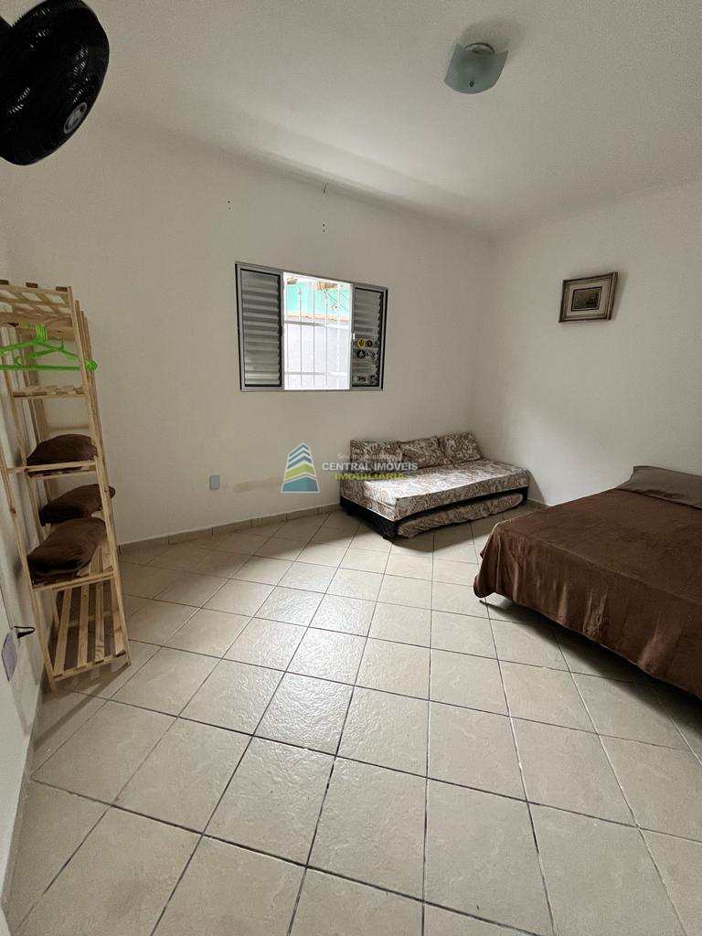 Casa à venda com 4 quartos, 300m² - Foto 16