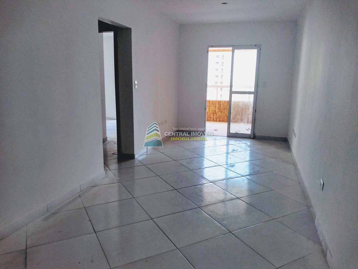 Apartamento à venda com 2 quartos, 75m² - Foto 3