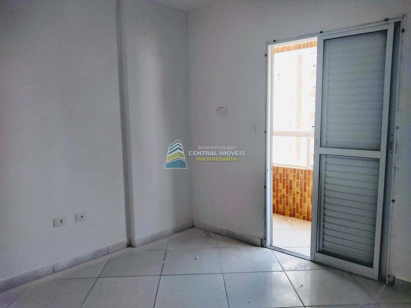 Apartamento à venda com 2 quartos, 75m² - Foto 6