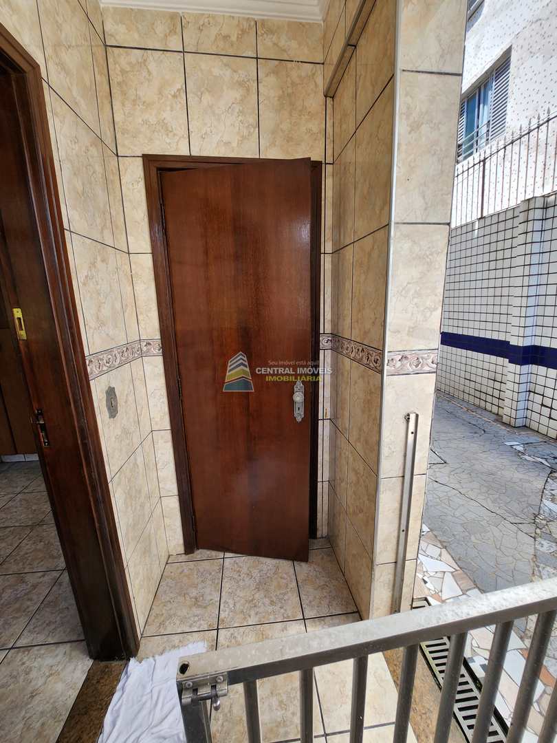 Sobrado à venda com 4 quartos, 304m² - Foto 59