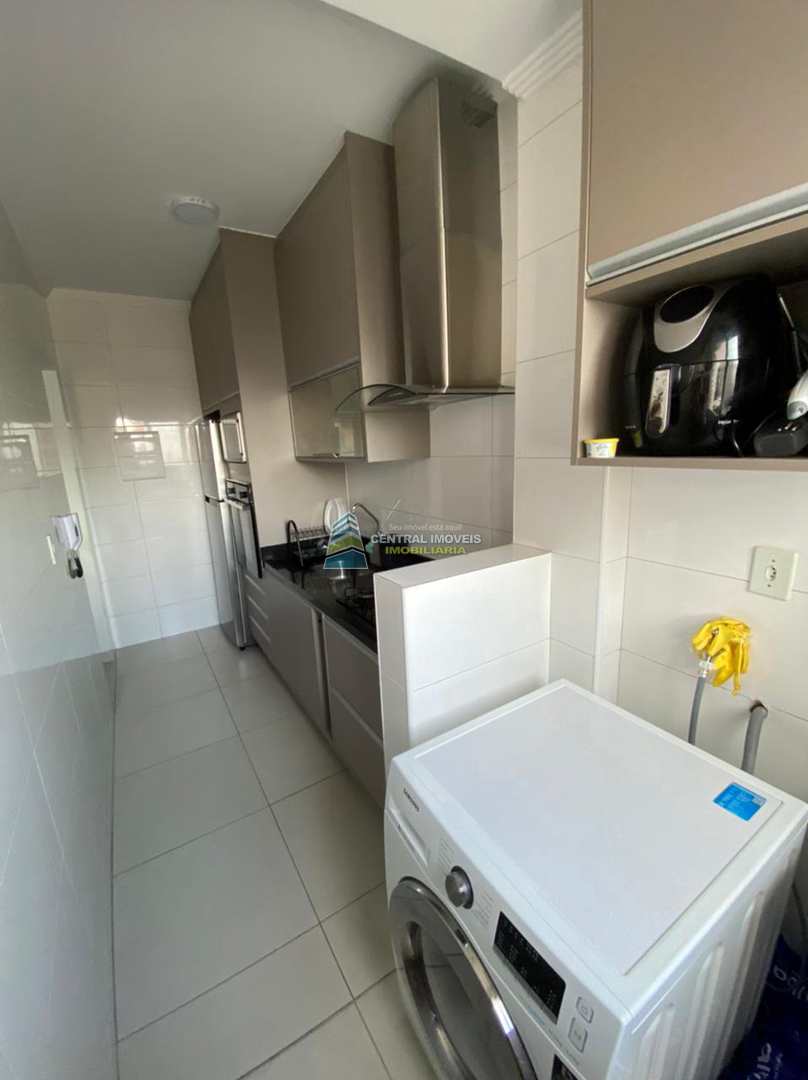 Apartamento à venda com 2 quartos, 70m² - Foto 6