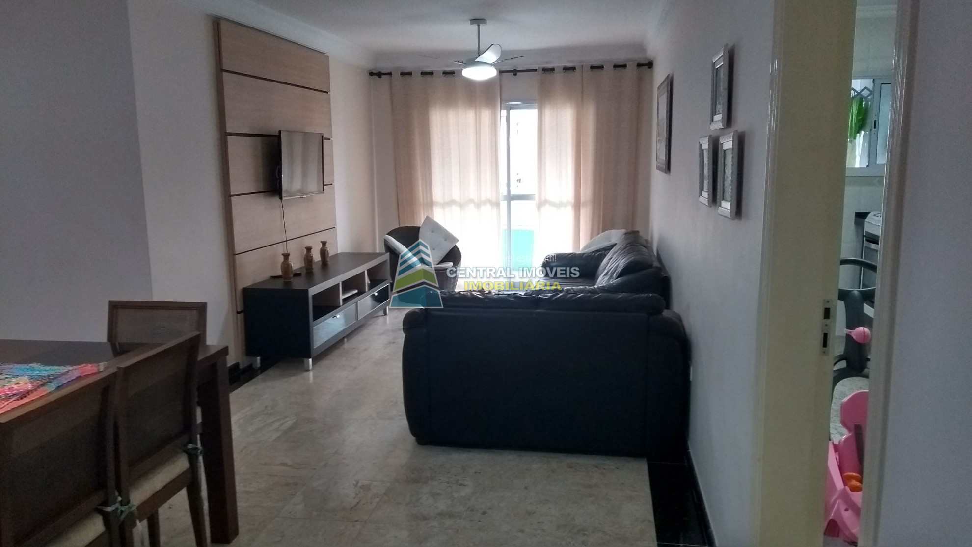 Apartamento à venda com 2 quartos, 90m² - Foto 1