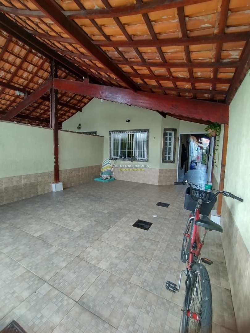 Casa à venda com 3 quartos, 174m² - Foto 2