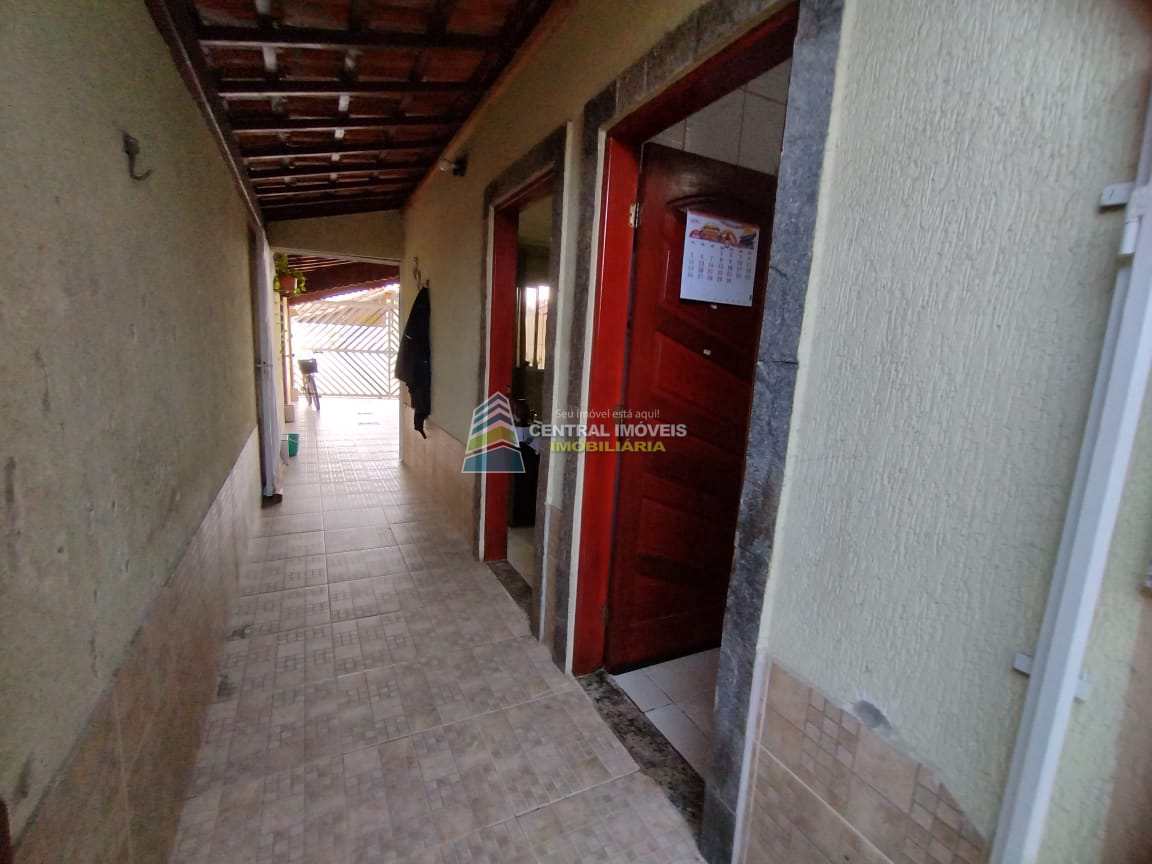 Casa à venda com 3 quartos, 174m² - Foto 4