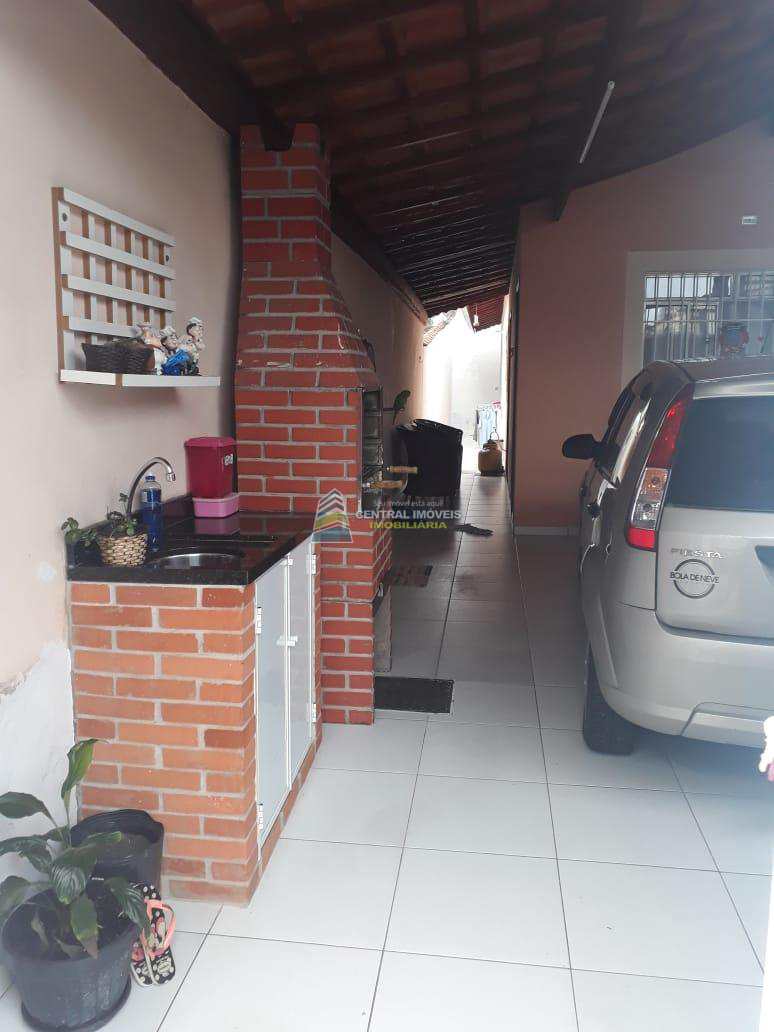 Casa à venda com 2 quartos, 80m² - Foto 4